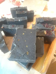 ACTIVATED CHARCOAL SOAP BAR